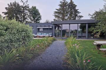 Cottage pour 14 personnes, avec piscine et jacuzzi à Belval-sous-Châtillon