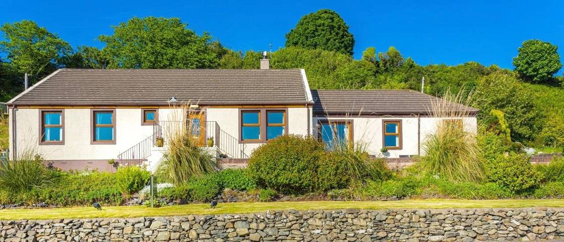 Chambre d’hôte pour 2 personnes, avec vue sur le lac ainsi que vue et jardin dans Cairnryan