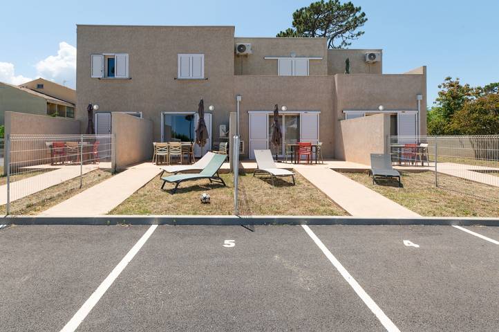 Appartamento vacanze per 4 persone, con giardino, adatto a famiglie con bambini - 1