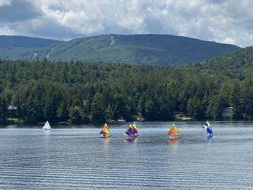 Vacation House for 8 Guests in Ludlow, Vermont, Picture 2