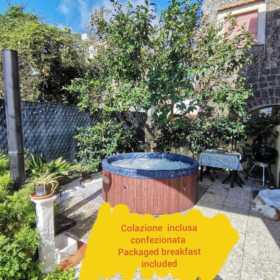 Double Room in Termini Napoli, Massa Lubrense