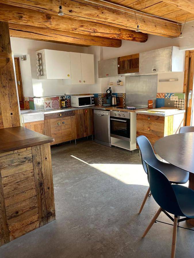 Appartement entier, Three-Bedroom Apartment in Bozel, Massif de la Vanoise