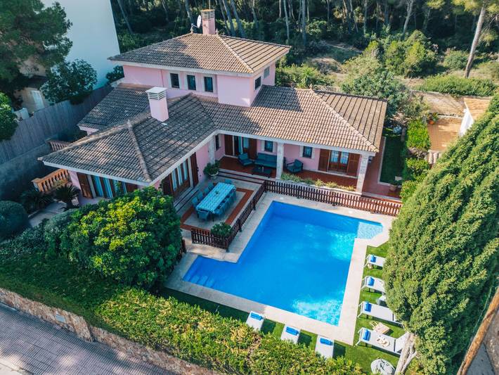 Holiday home for 10 people, with garden - 1