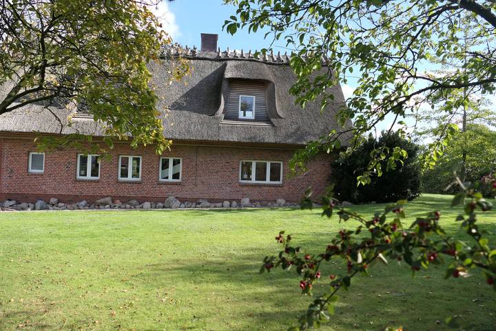Ferienhaus für 9 Personen, mit Garten und Sauna in Gelting