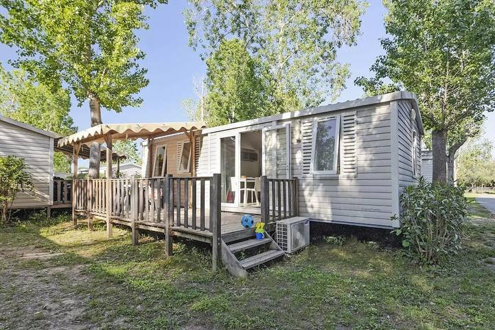 Camping pour 6 personnes à Landevieille