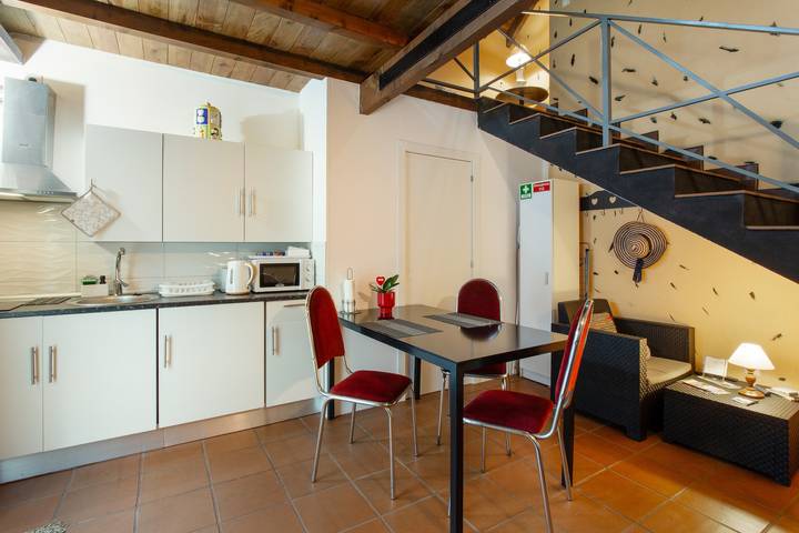 Hel lägenhet, Sunset Village A Apartment with Sea View, Wi-Fi and Air Conditioning in São Jorge City, Madeira