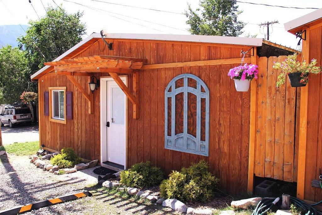 Yellowstone's Treasure Cabins - 2 Autominuten vom Eingang des Yellowstone Park North entfernt in Gardiner, Absaroka Range