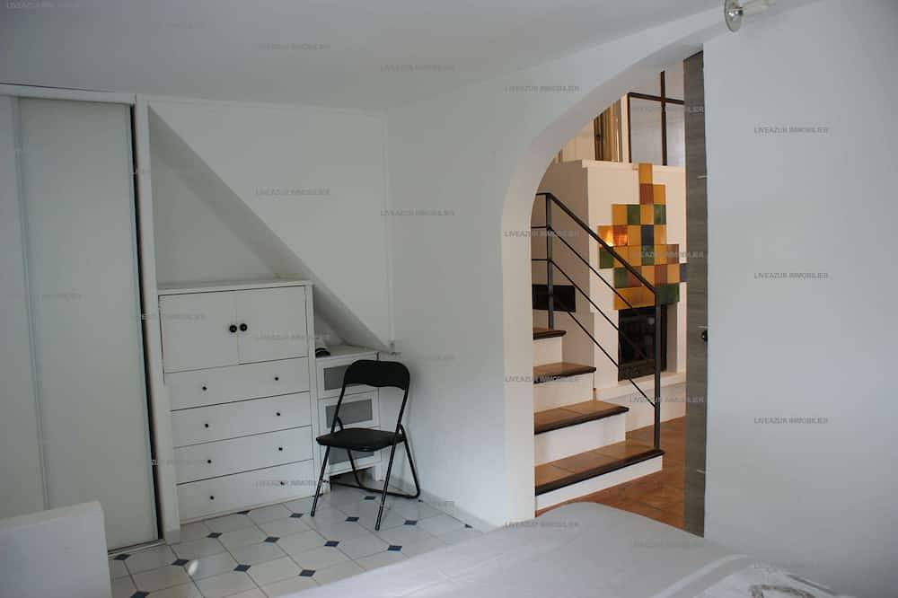 Very nice characterful house overflow pool air co pour 8 in Le Castellet, Toulon region