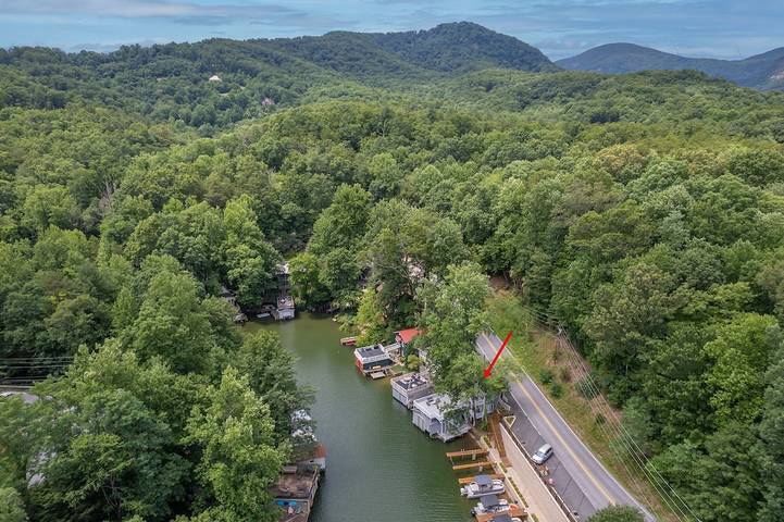 Vacation rental for 4 people, with terrace in Lake Lure
