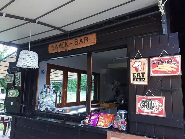 Gîte pour 2 personnes, avec jacuzzi dans Gex - 4