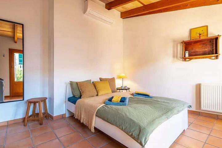 Casa Jutta: Refugio con Encanto, Terraza, WiFi y AC in Santa Margalida, Mallorca Norte