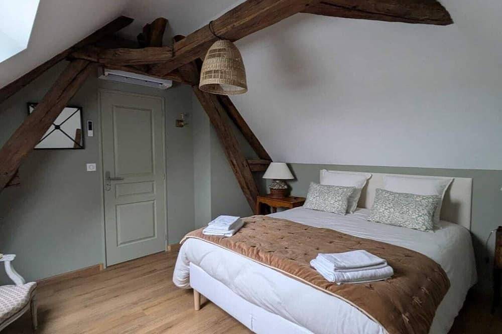 Manoir Saint Joseph - Gîte Jean Cousin in Sens, Yonne