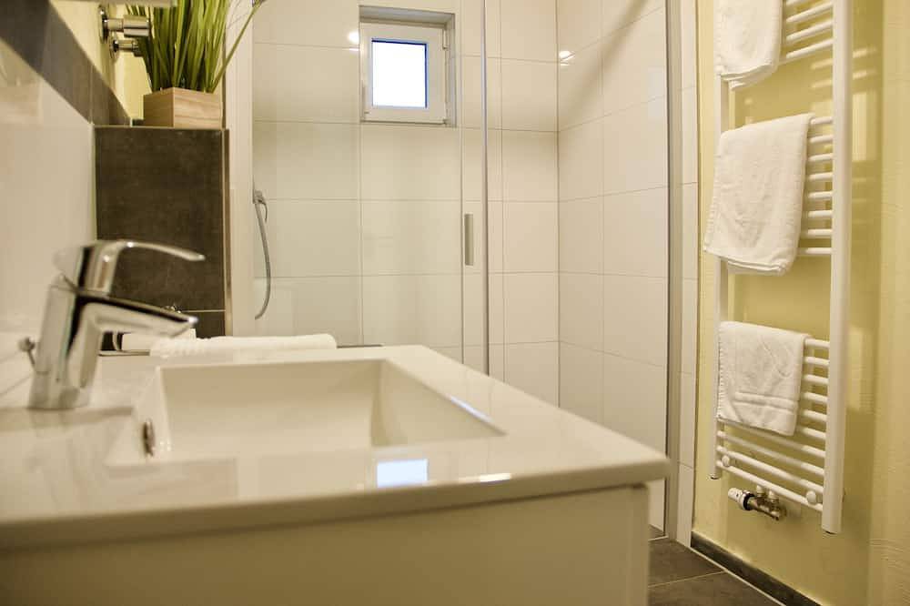 Ganze Wohnung, Herzog Wolfgang Studios- Zentral, modern, freundlich in Stadtmitte, Zweibrücken
