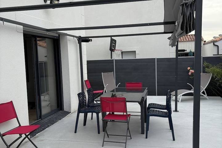 Maison de vacances pour 10 personnes, avec terrasse et jardin - 1