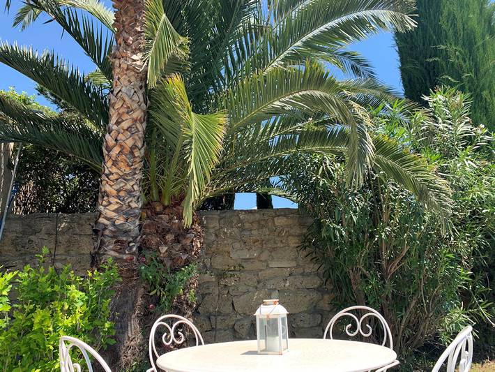 Chambre d’hôte pour 2 personnes, avec piscine et jardin en Provence - 2