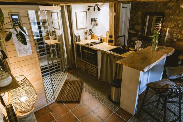 Maison de campagne pour 3 personnes, avec jacuzzi ainsi que jardin et sauna à Beaumont-du-Périgord - 2