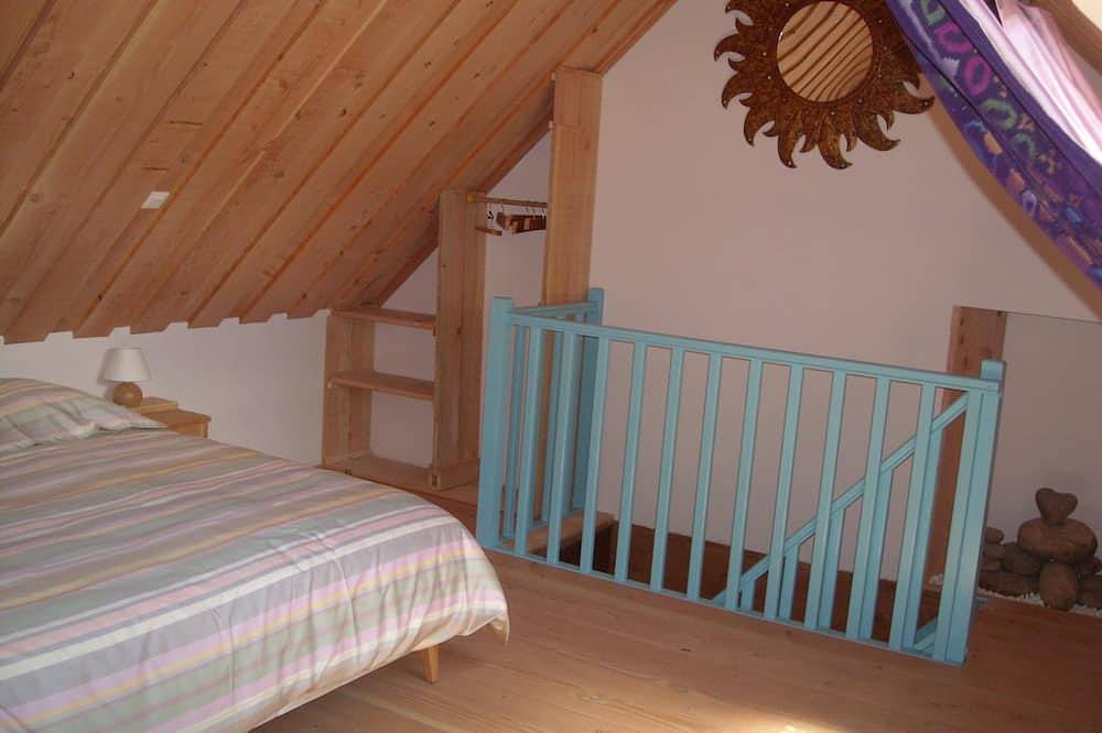 Gîte des croisettes, dans le parc régional du Morvan in Dun-les-Places, Parc naturel régional du Morvan