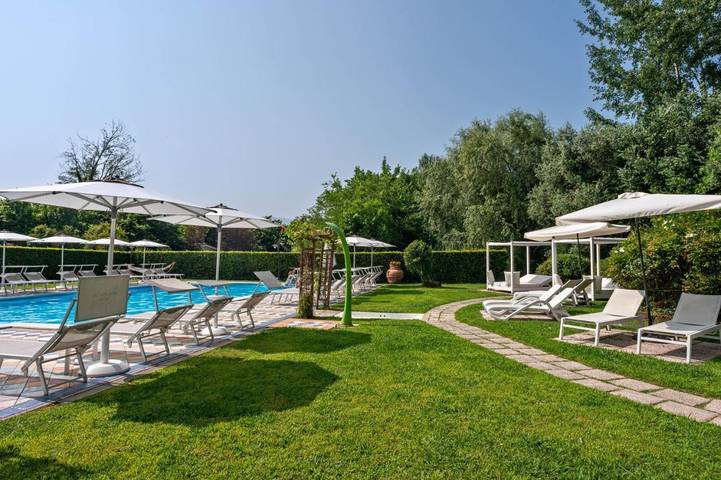 Chambre d’hôte pour 3 personnes, avec jardin ainsi que vue et piscine à Lucca - 3