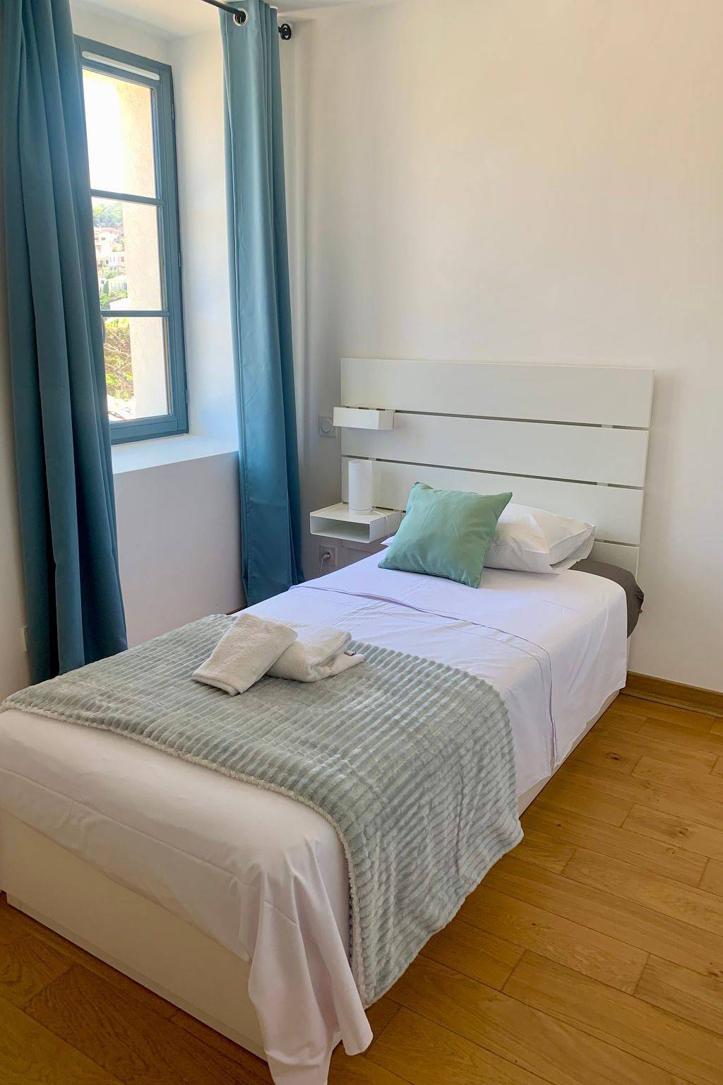 Appartement entier, Neue Wohnung 2 Minuten vom Hafen entfernt in Bonifacio, Arrondissement de Sartène