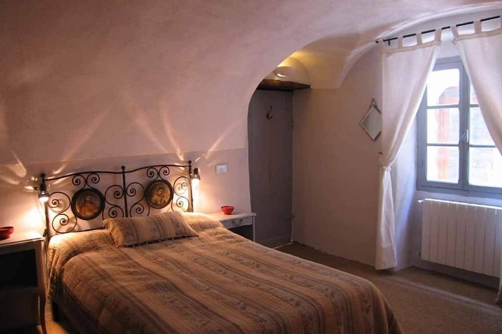 Traditionelles Haus in schöner Apricale, Ligurien, erleben Sie das echte Italien! in Apricale, Ligurische Alpen