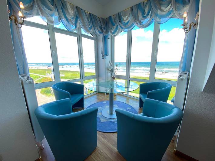 Ferienwohnung für 4 Personen, mit Balkon und Terrasse sowie Sauna und Ausblick am Schönberger Strand