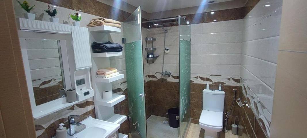 Gîte pour 5 personnes, avec balcon dans Bni Yakhlef - 4