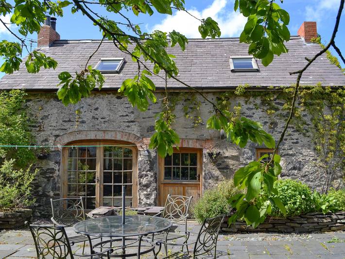 Holiday home for 5 people, with garden, with pets in North-Wales