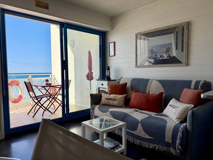 Appartement entier, Appartement sur la plage avec parking privé à Longeville-sur-Mer in Le Rocher, Longeville-sur-Mer