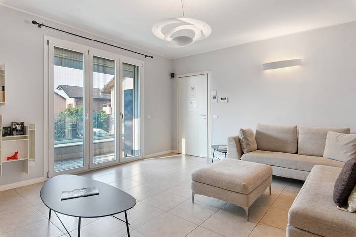 Appartamento intero, Maison Emozioni con Terrazza, Amaca e Barbecue in Limbiate, Brianza