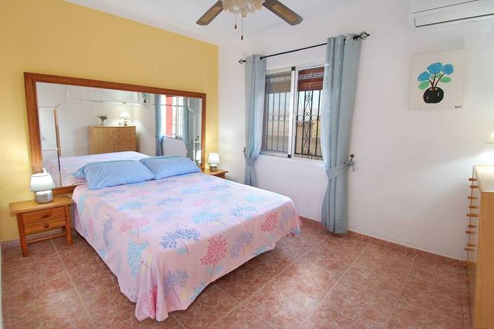 Hermosa villa campestre acogedora (6 personas) con gran piscina in Comares, Provincia de Málaga