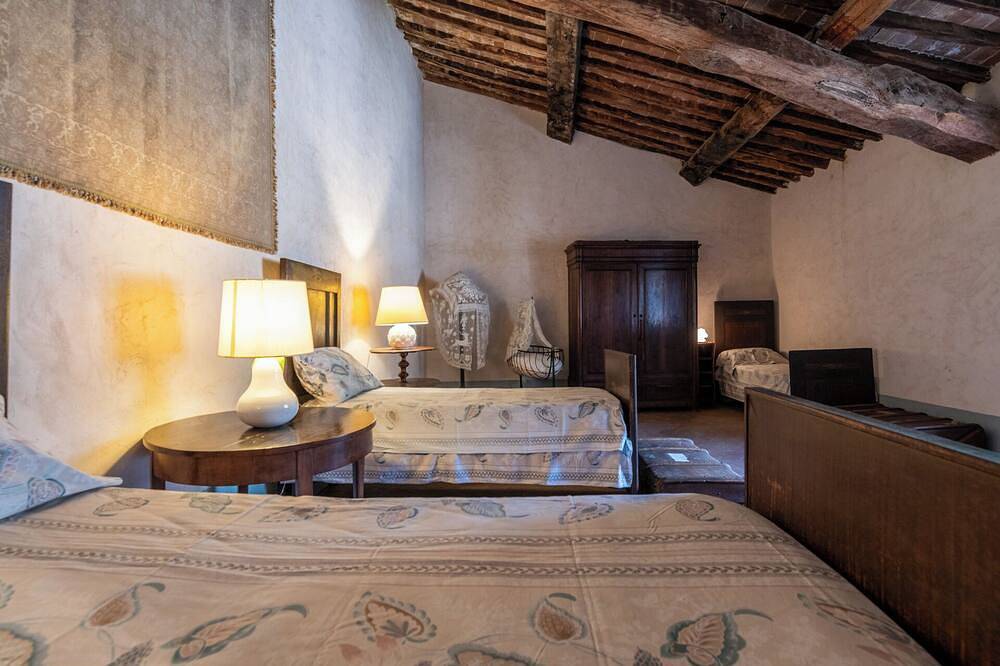 L'Attico Susanna nella torre in Calci, Pisa e dintorni