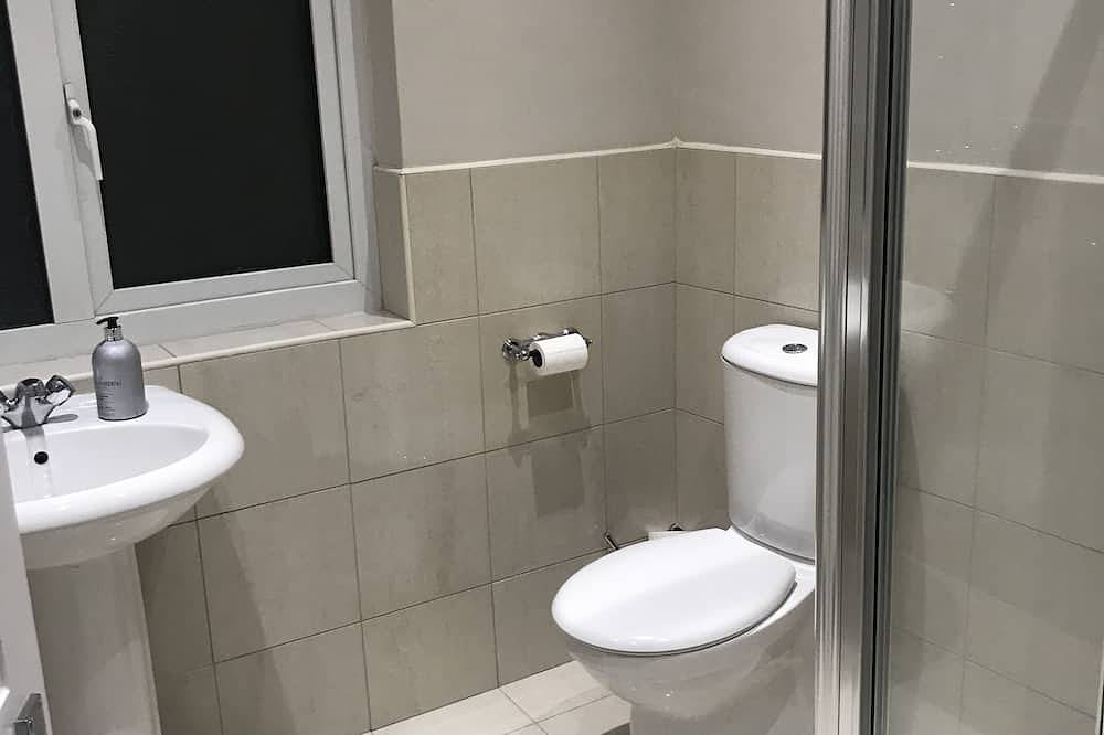 2 bed flat in Sutton (London), London
