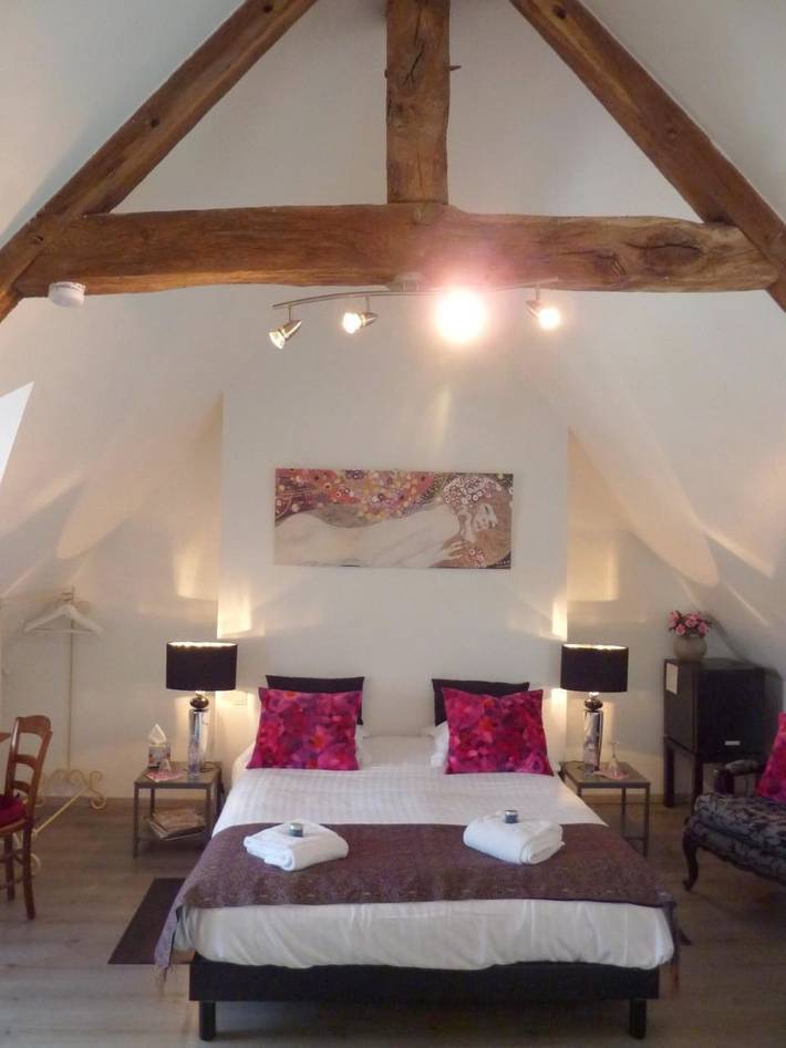 Chambre d’hôte pour 3 personnes, avec vue et jardin