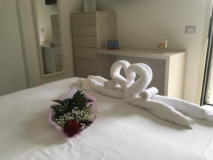 Chambre d’hôte pour 2 personnes, avec balcon et vue à San Teodoro - 3