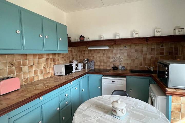 Gîte pour 6 personnes, avec jardin à Virazeil - 3