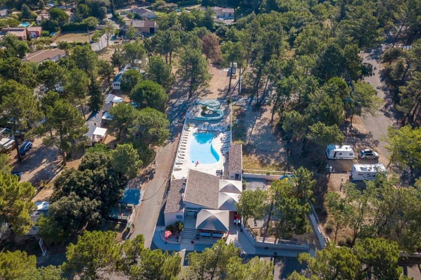 Camping 3 étoiles - Piscine  - ccbfbcd in Mondragon, Vaucluse