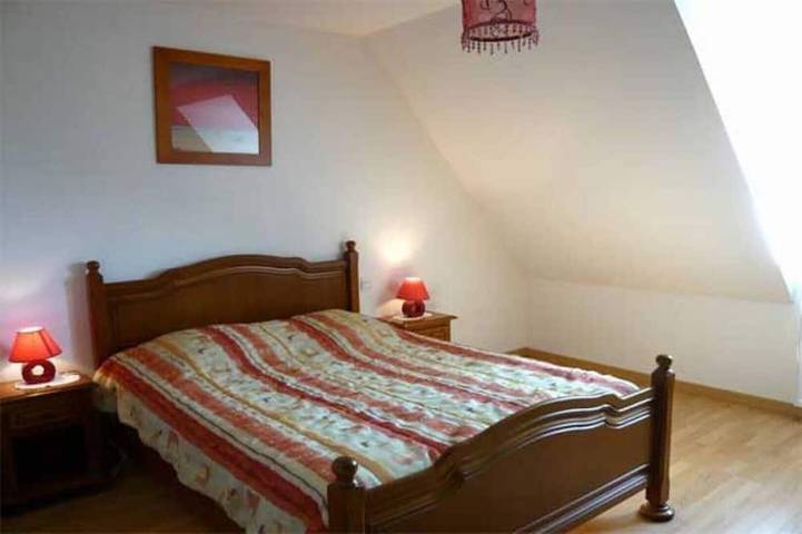 Location de vacances pour 12 personnes, avec terrasse et jardin dans Valdallière - 2