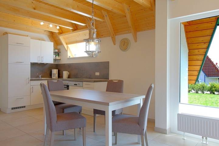 Ferienhaus für 4 Personen, mit Garten und Terrasse in Wremen - 4