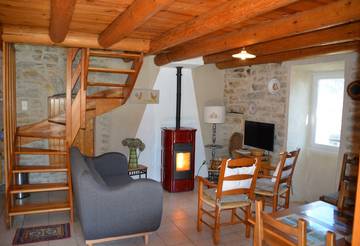 Gîte pour 5 personnes, avec jardin et terrasse dans Lozère