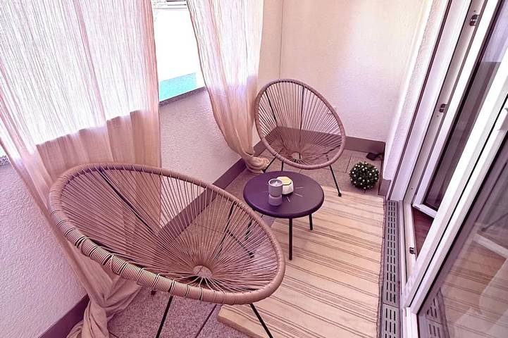 Ganze Wohnung, Charmante Wohnung | Balkon, Zentrumsnah, Self Checkin in Augsburg, Bayerisch Schwaben