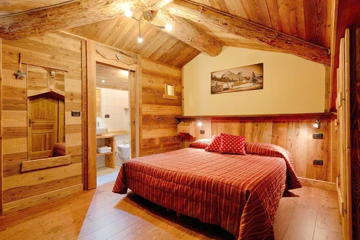 Hotel per 5 persone, con idromassaggio e giardino nonché sauna - 1
