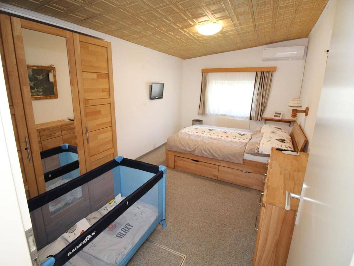 Holiday Home Bungalow Leopoldau by Interhome in Floridsdorf, Wien