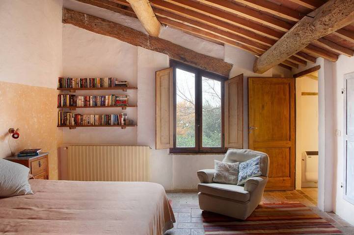 Colombiao di Momo: A Große 17. Jahrhundert Bauernhaus mit Blick auf toskanischen Hügeln in San Giovanni d'Asso, Montalcino
