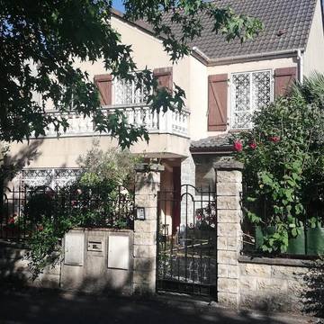 Maison d’hôte pour 2 personnes, avec jardin à Villepinte