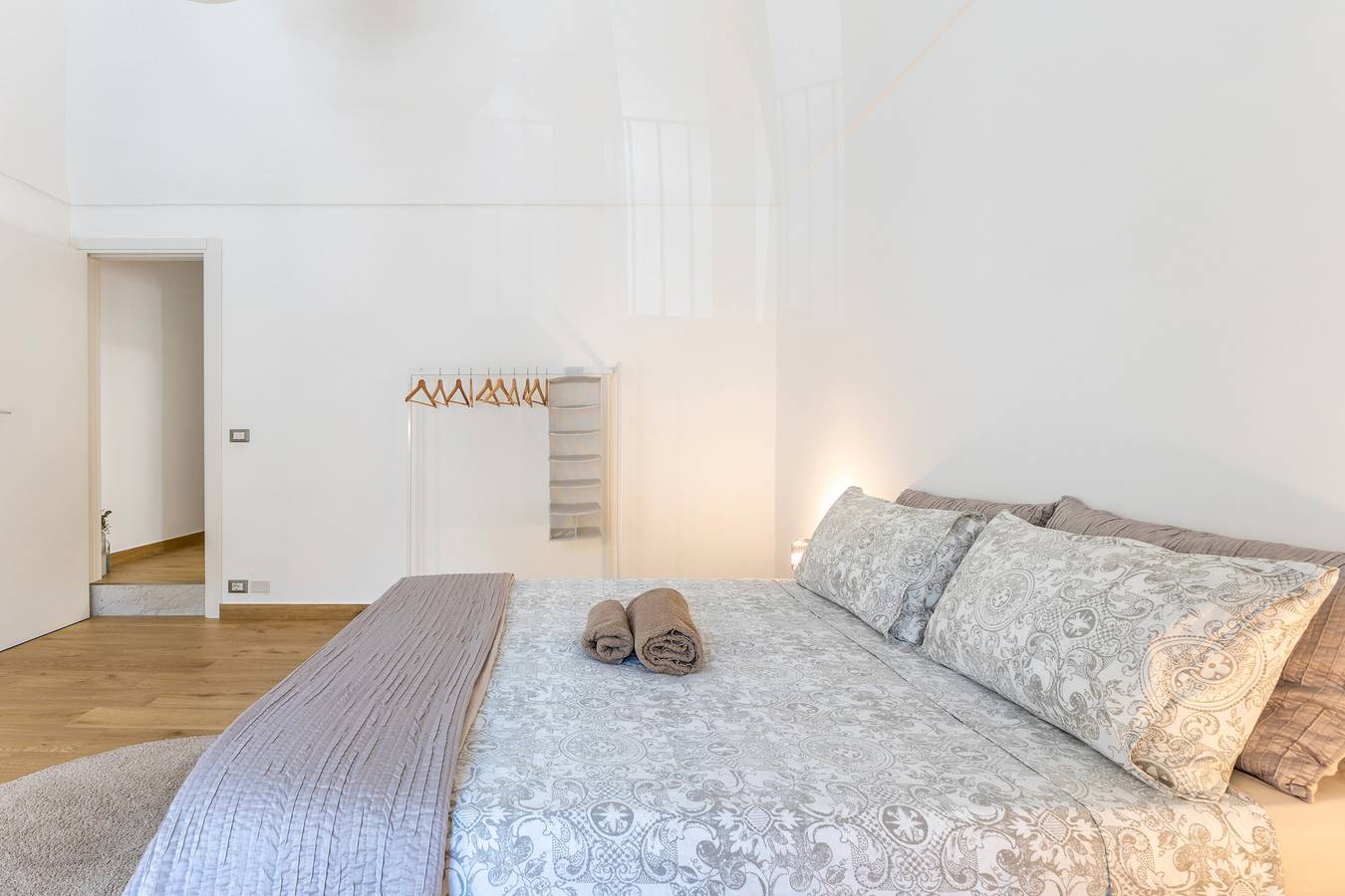 Appartement entier, Appartement 'Vico21 au Centre de Modica' avec Balcon, Wi-Fi et Climatisation in Modica (town), Modica