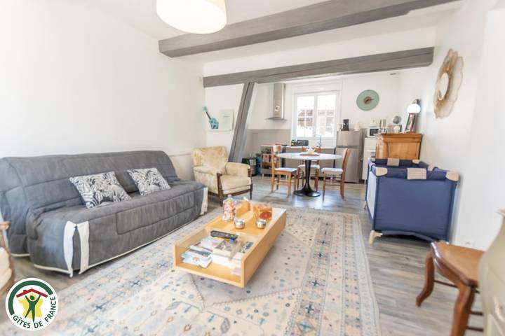 Gîte pour 2 personnes, avec jardin, animaux acceptés