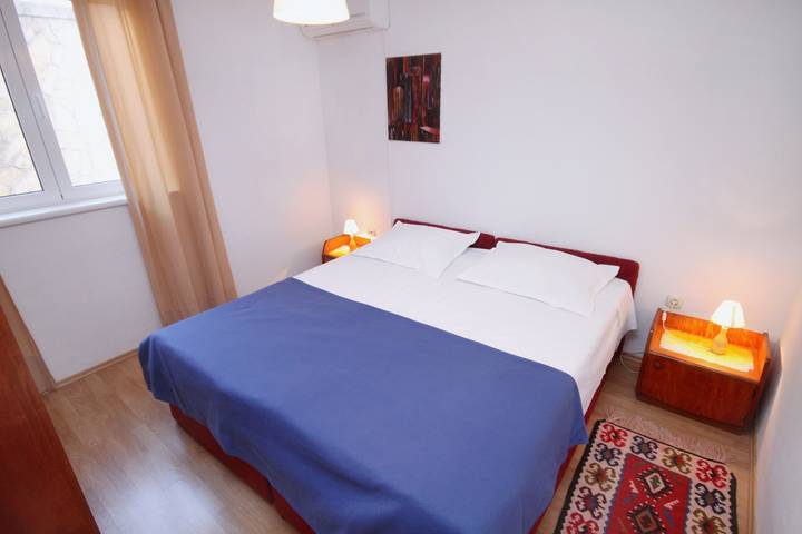 Apartament wakacyjny dla 2 osób, z balkon/ taras w Slatine