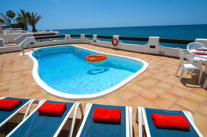 Villa La Mar Deluxe - A Lovely 3 Bedroom Villa - Magnificent Sea Views - Great Location in Puerto del Carmen, Tías