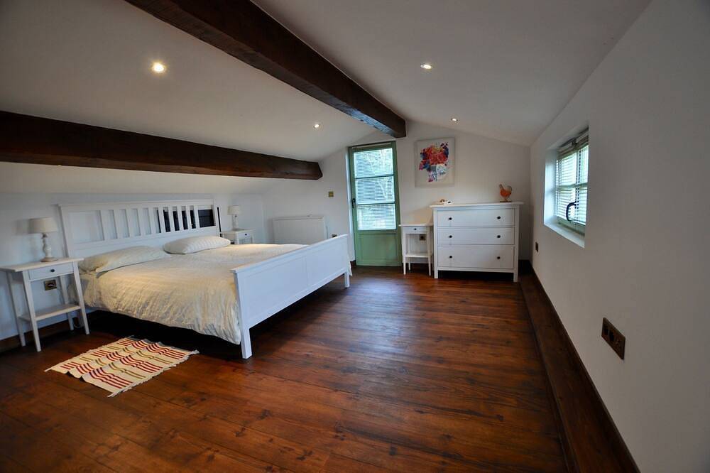 Les Cathares - Rustic and charming gite with panoramic mountain views, immersed in beautiful nature in Riols, Région de Béziers