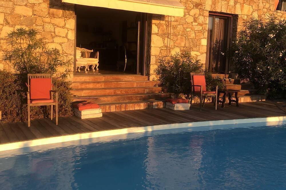 Villa pour 6 Personnes dans Lumio, Région de Calvi